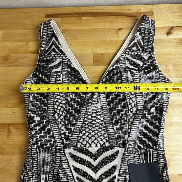 Lulu's Party Like Me Black Light Nude Sequin Bodycon V-Neck Mini Dress Small NEW - Picture 9 of 11